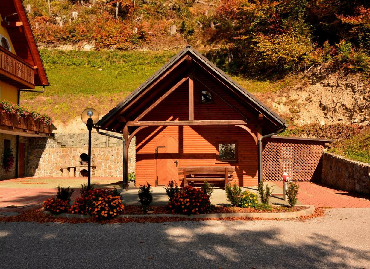Apartments Gatej Cerkno Kültér fotó