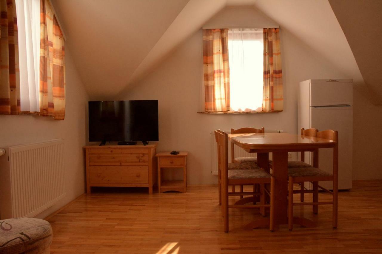 Apartments Gatej Cerkno Kültér fotó